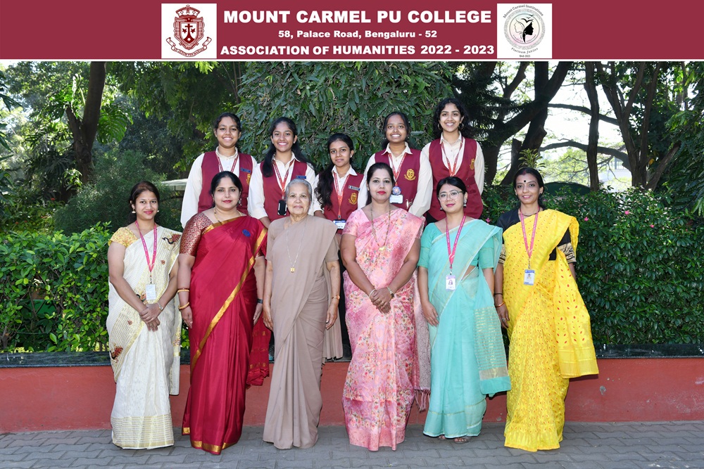 Mount Carmel PU College